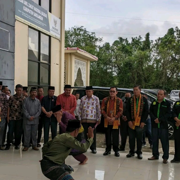 Wako Ahmadi Hadiri Pengukuhan Pengurus HKK Kab. Sarolangun